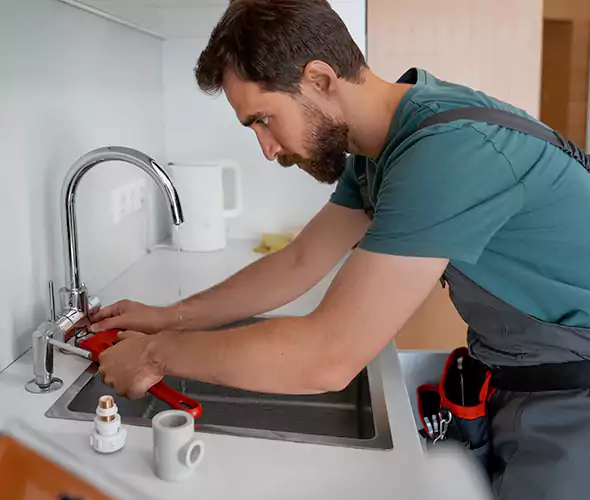 Professional Faucet Replacement Specialist in Delaware, OH: Schedule Affordable Faucet Replacement Services with Us