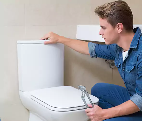 Expert Plumber for Toilet Replacement in Delaware, OH: Schedule Affordable Toilet Replacement Services with Us
